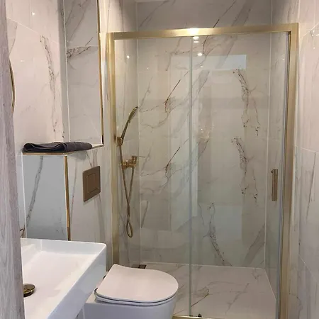 Eden Apartament-jacuzzi, Sauna 3* Ястшембя-Гура